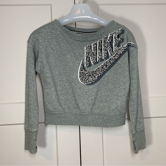 Nike Tops - NIKE Grey Cropped Crew Neck Long Sleeve Sweatshirt Size M